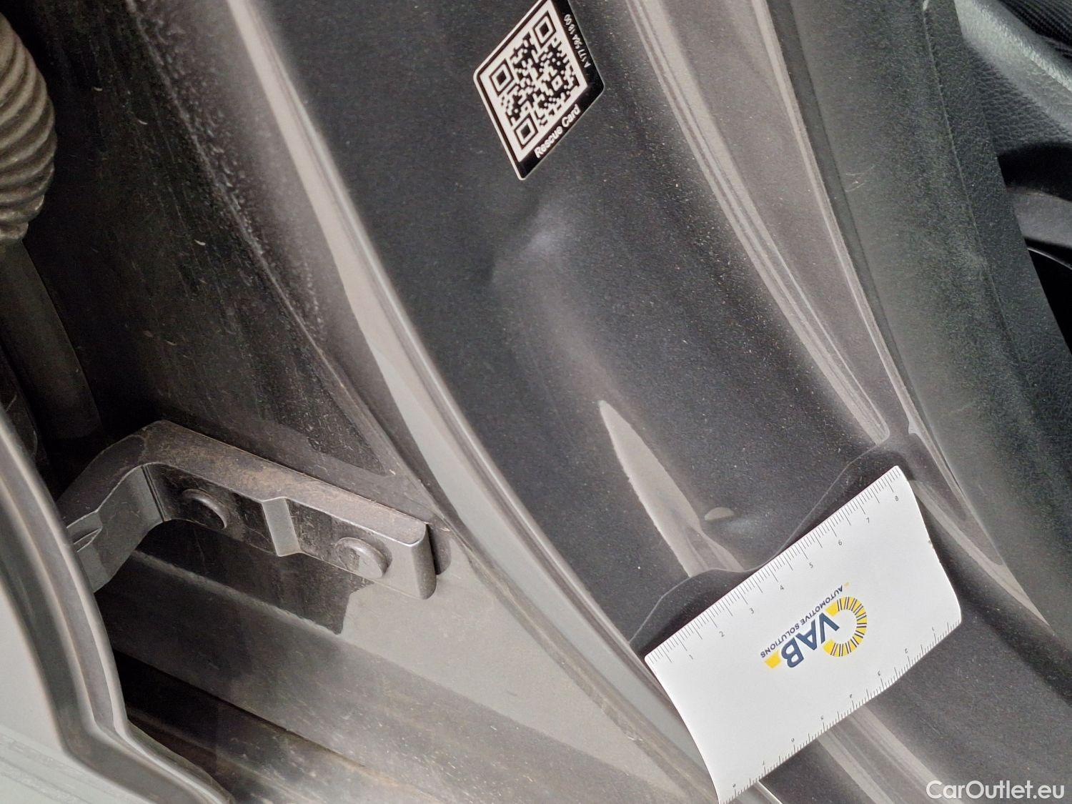  Mercedes  A-Klasse Mercedes, A-Class Berline '18, Mercedes-Benz  Limousine A 180d DCT Busine #28