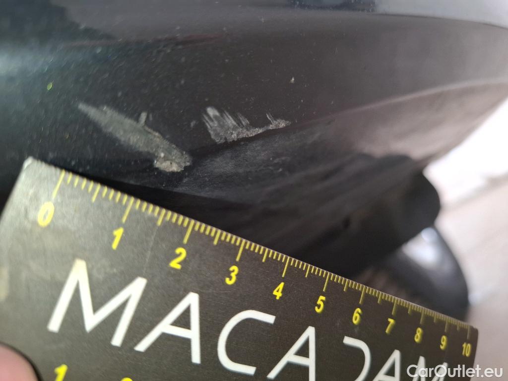  Audi  Q3 AUDI  Sportback / 2019 / 5P / SUV 35 TDI 150 S TRONIC / VO RECONDITIONNE - PHOTOS AVANT RECONDITIONNEMENT #8