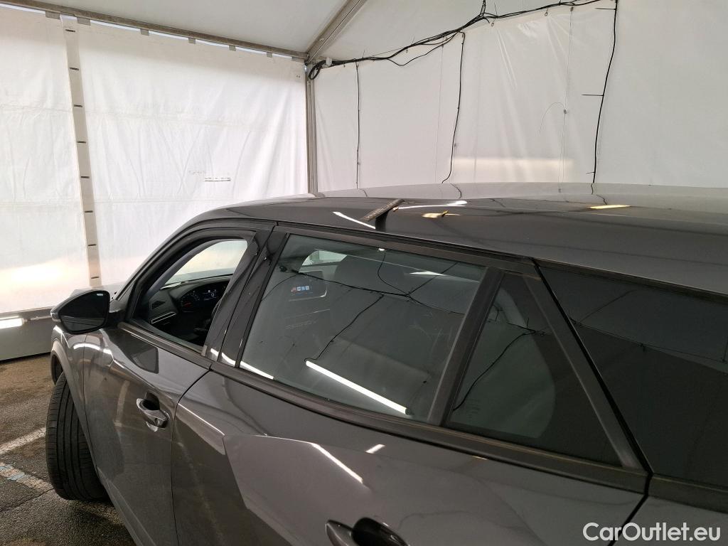  Peugeot  2008  Active Pack 1.2 PureTech 130CV BVA8 E6d #4