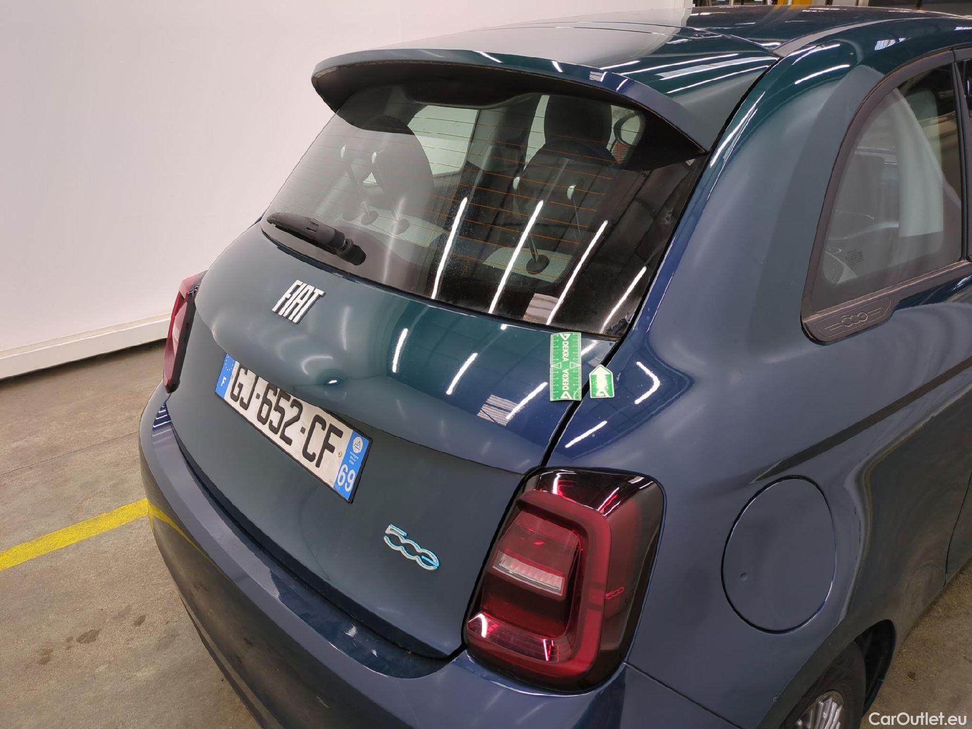  Fiat  500  e Icone 42kWh BVA #29