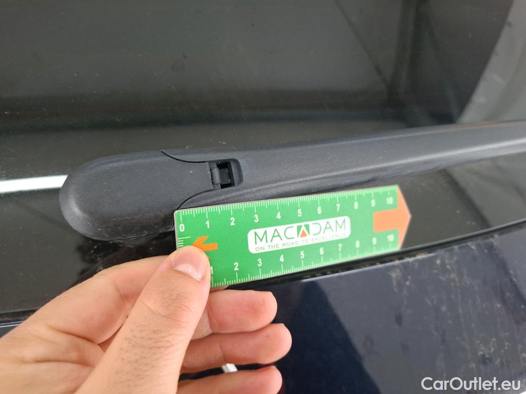  Mercedes  G-Klasee MERCEDES-BENZ GLC / 2019 / 5P / SUV GLC 220 d Business Line Launch Ed 4M #14