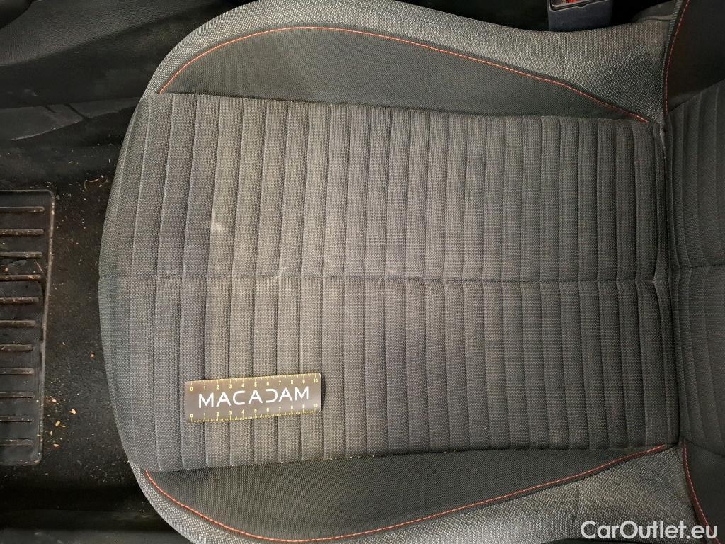  Peugeot  2008  Active Pack 1.2 PureTech 130CV BVA8 E6d #8