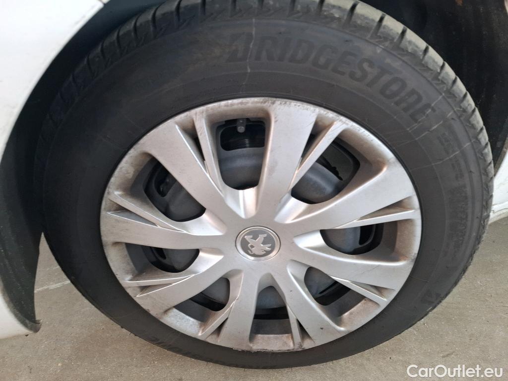  Peugeot  208  Affaire Premium Pack 1.5 HDi 100CV BVM5 E6dT #11