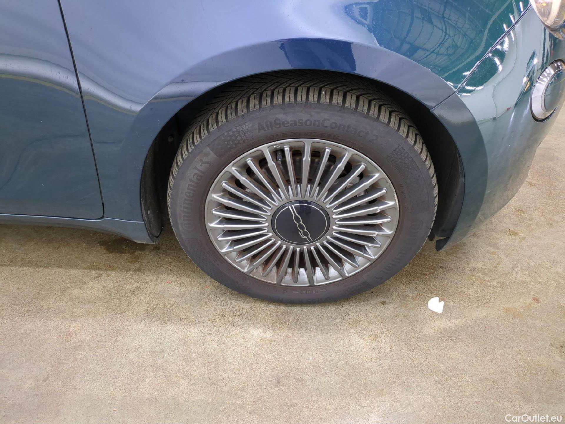  Fiat  500  e Icone 42kWh BVA #6