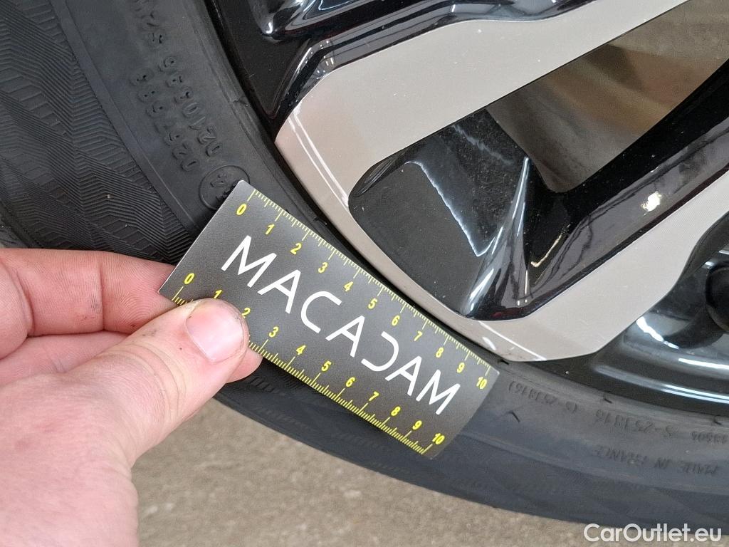  Opel  Crossland  X Business Elegance 1.2 Turbo 110CV BVM6 E6d #8