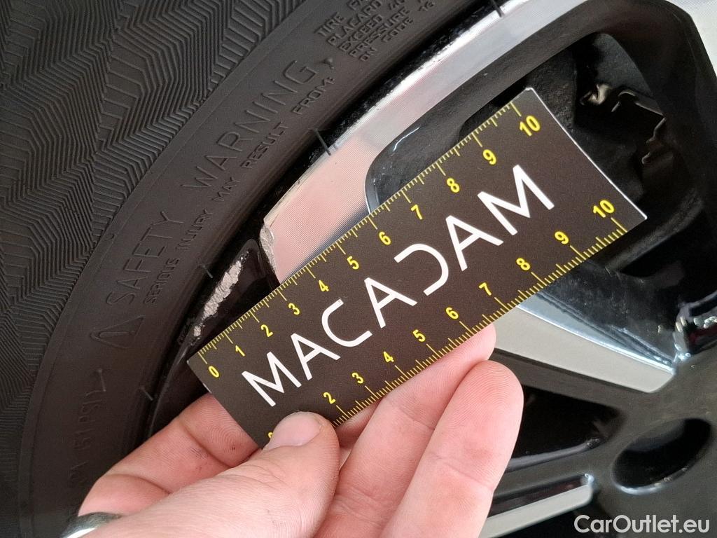  Opel  Crossland  X Business Elegance 1.2 Turbo 110CV BVM6 E6d #13