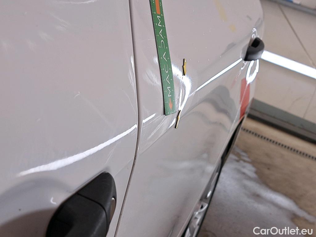  Peugeot  208  Affaire Premium 1.6 HDi 75CV BVM5 E6 #8