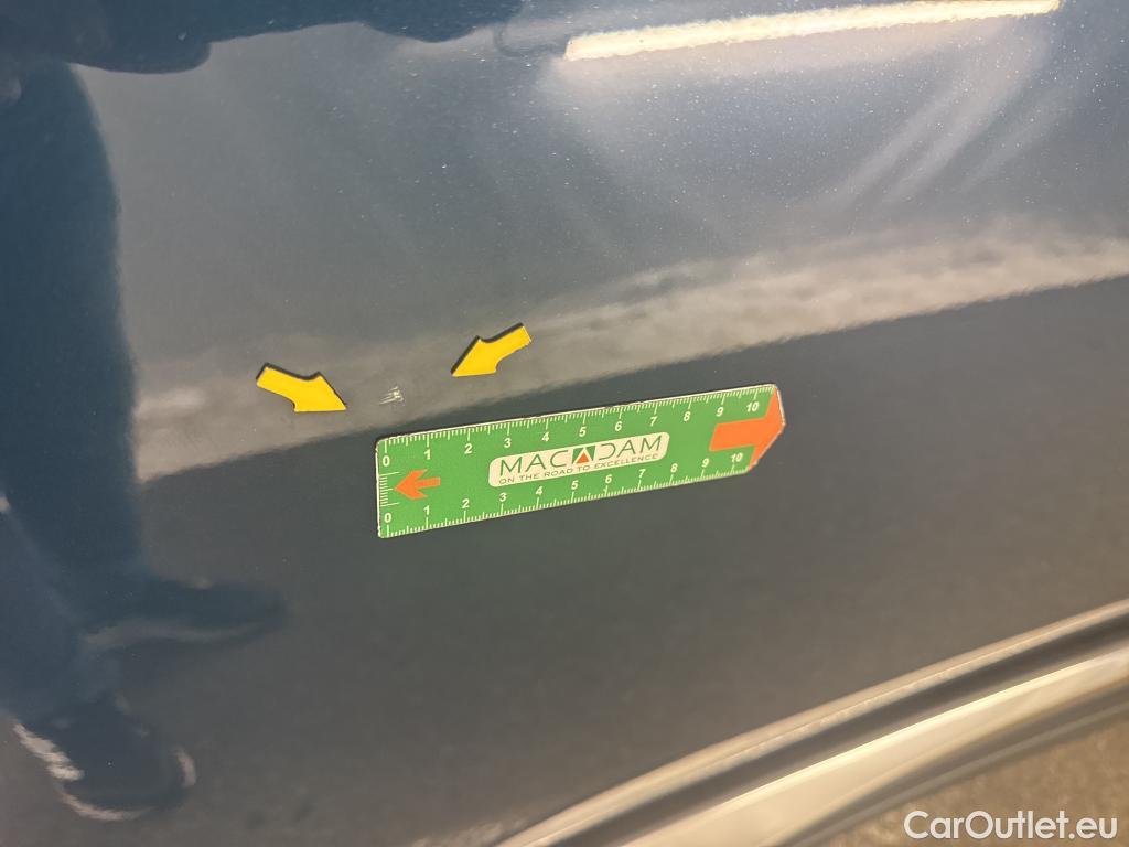  Peugeot  3008 PEUGEOT  / 2020 / 5P / SUV BlueHDi 130 S&S EAT8 Allure Pack #25