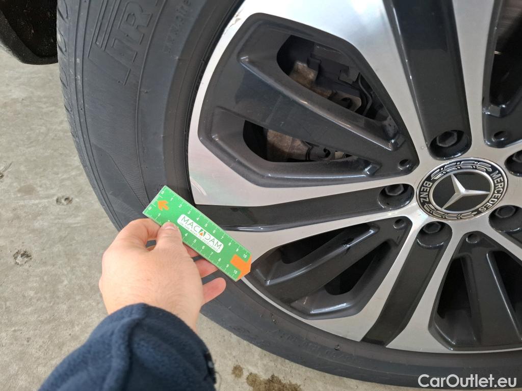  Mercedes  G-Klasee MERCEDES-BENZ GLC / 2019 / 5P / SUV GLC 220 d Business Line Launch Ed 4M #12