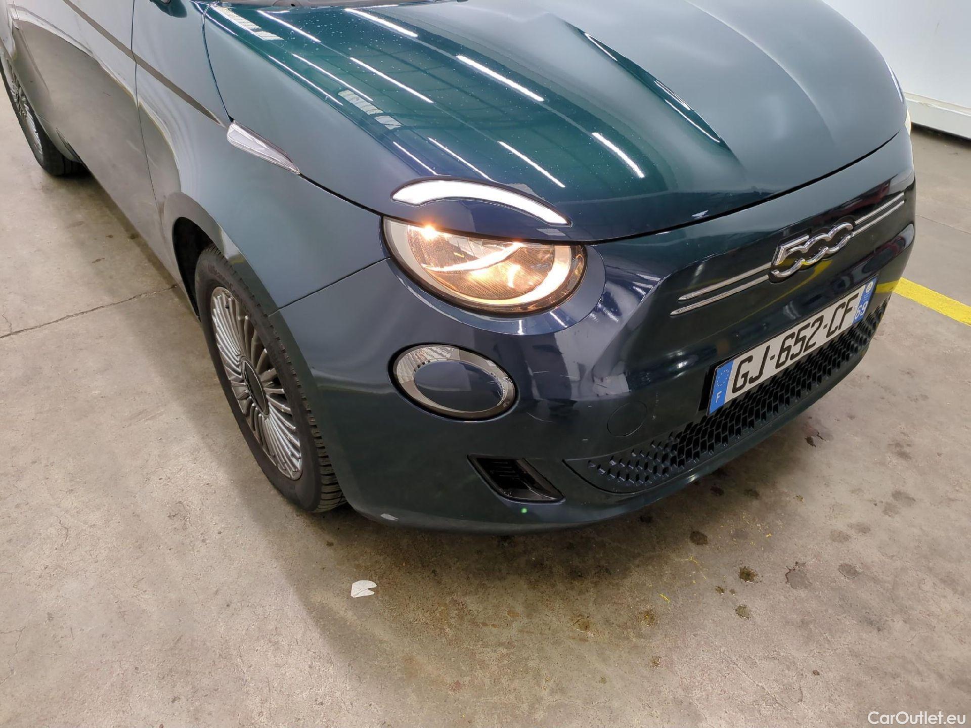  Fiat  500  e Icone 42kWh BVA #21