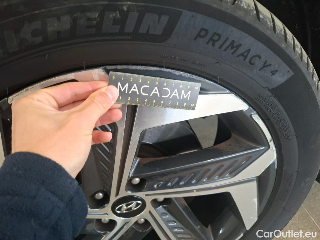  Hyundai  Tucson HYUNDAI  / 2020 / 5P / SUV 1.6 PHEV 265 HTRAC EXECUTIVE 4WD AUTO #24