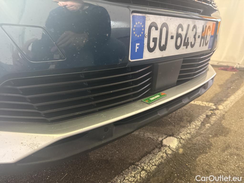  Peugeot  3008 PEUGEOT  / 2020 / 5P / SUV BlueHDi 130 S&S EAT8 Allure Pack #11