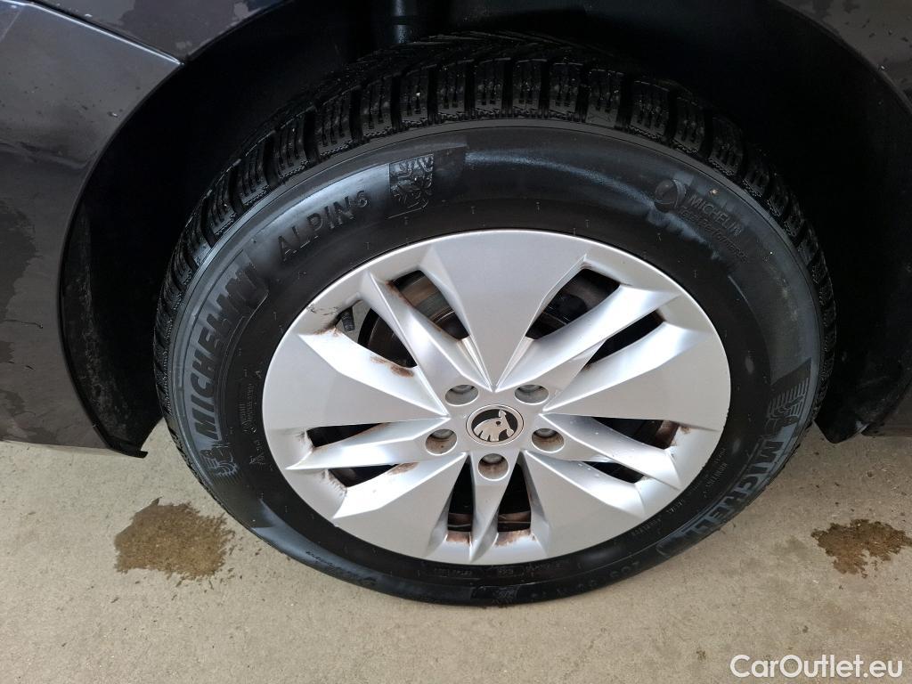  Skoda  Octavia  Break Business 2.0 TDI 115CV BVM6 E6d #43