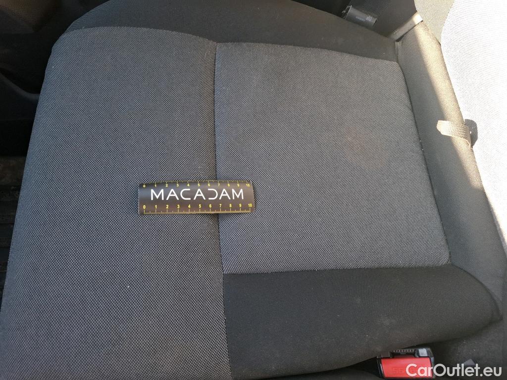  Renault  Master RENAULT  VU 4p Fourgon FG GCf Trac F3500 L2H2 Energy dCi 145 E6 #22