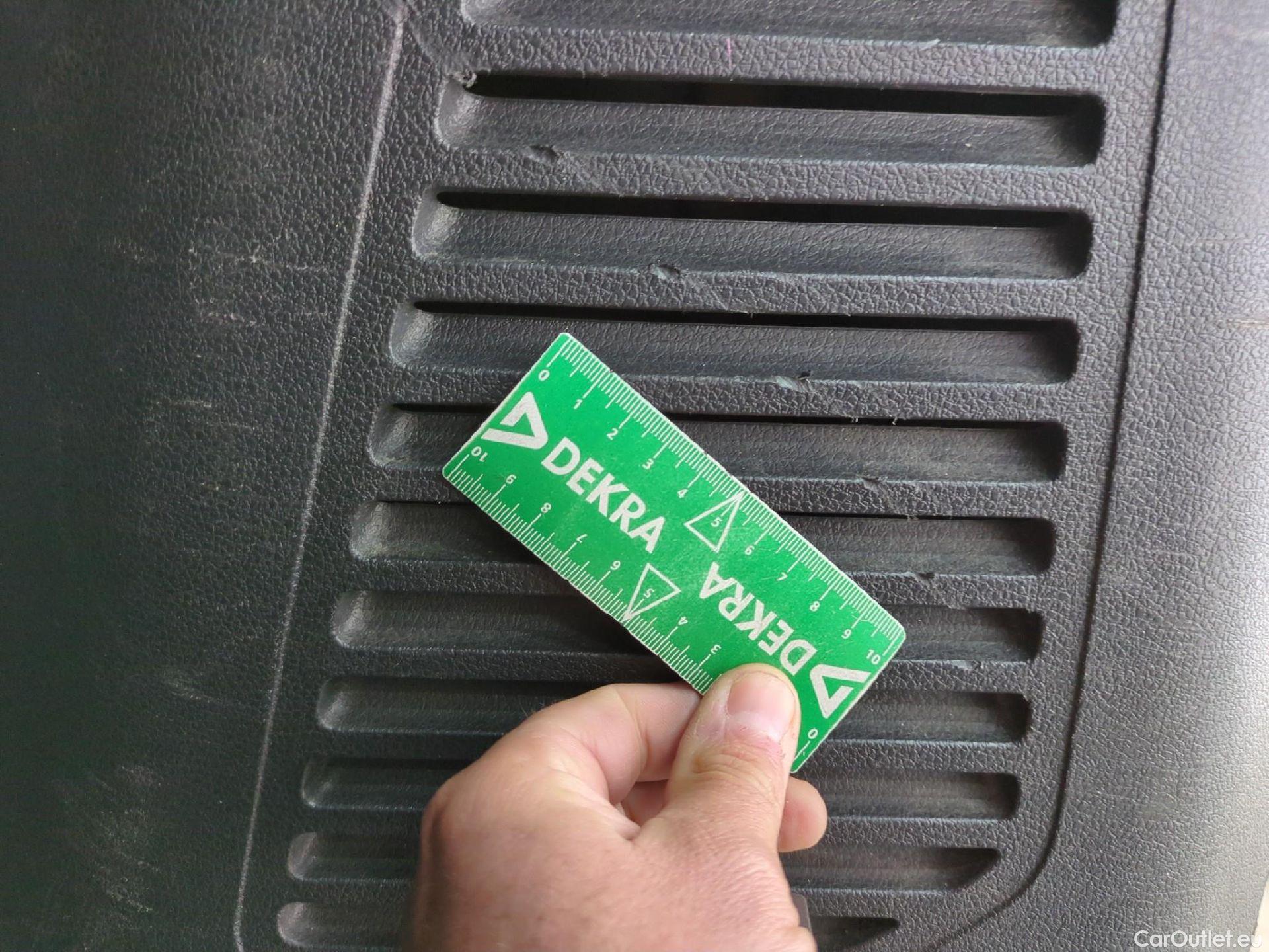  Peugeot  Expert Traveller Business L2 1.5 HDi 120CV BVM6 E6dT #48