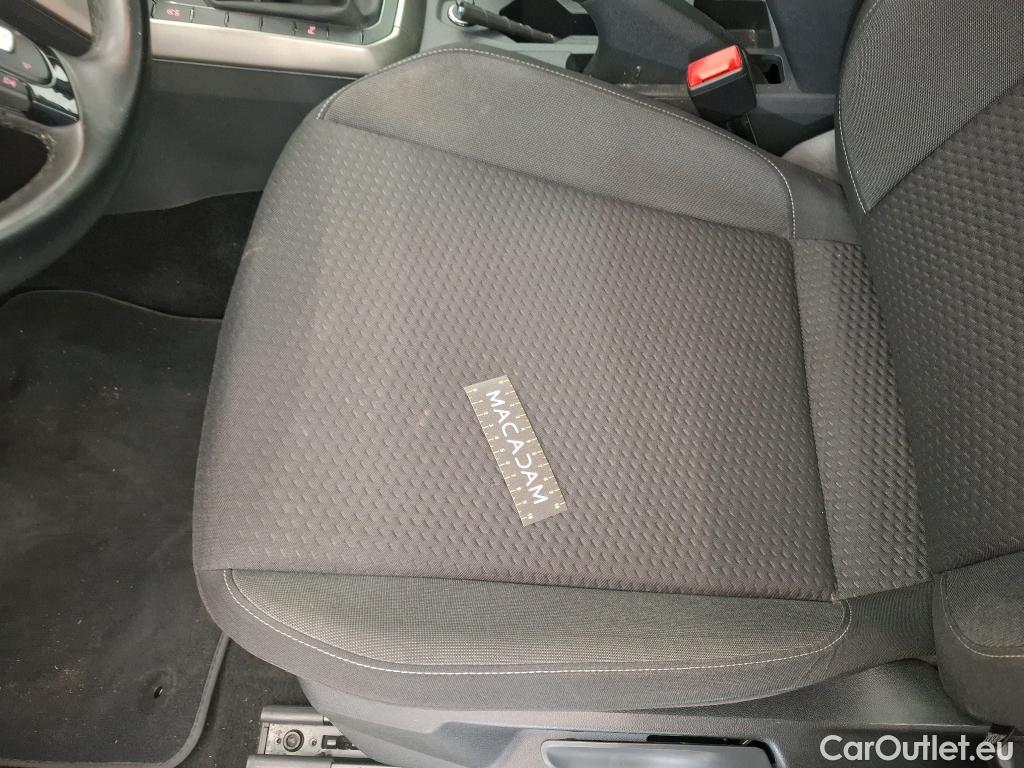  Volkswagen  Polo  VI Lounge 1.0 80CV BVM5 E6d #12