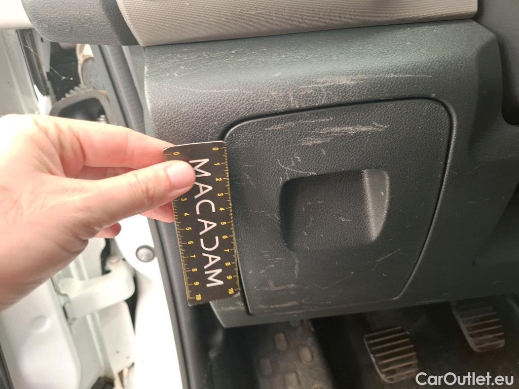  Renault  Trafic RENAULT  / 2014 / 4P / Combi Zen L1 Energy dCi 95 8 places #23