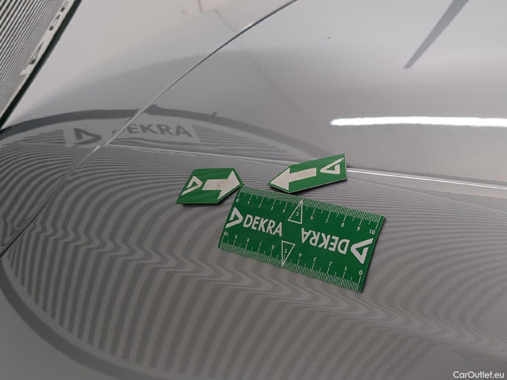  Renault  Megane  IV Berline 5 ptes. Business 1.5 dCi 115CV BVA7 E6d #17