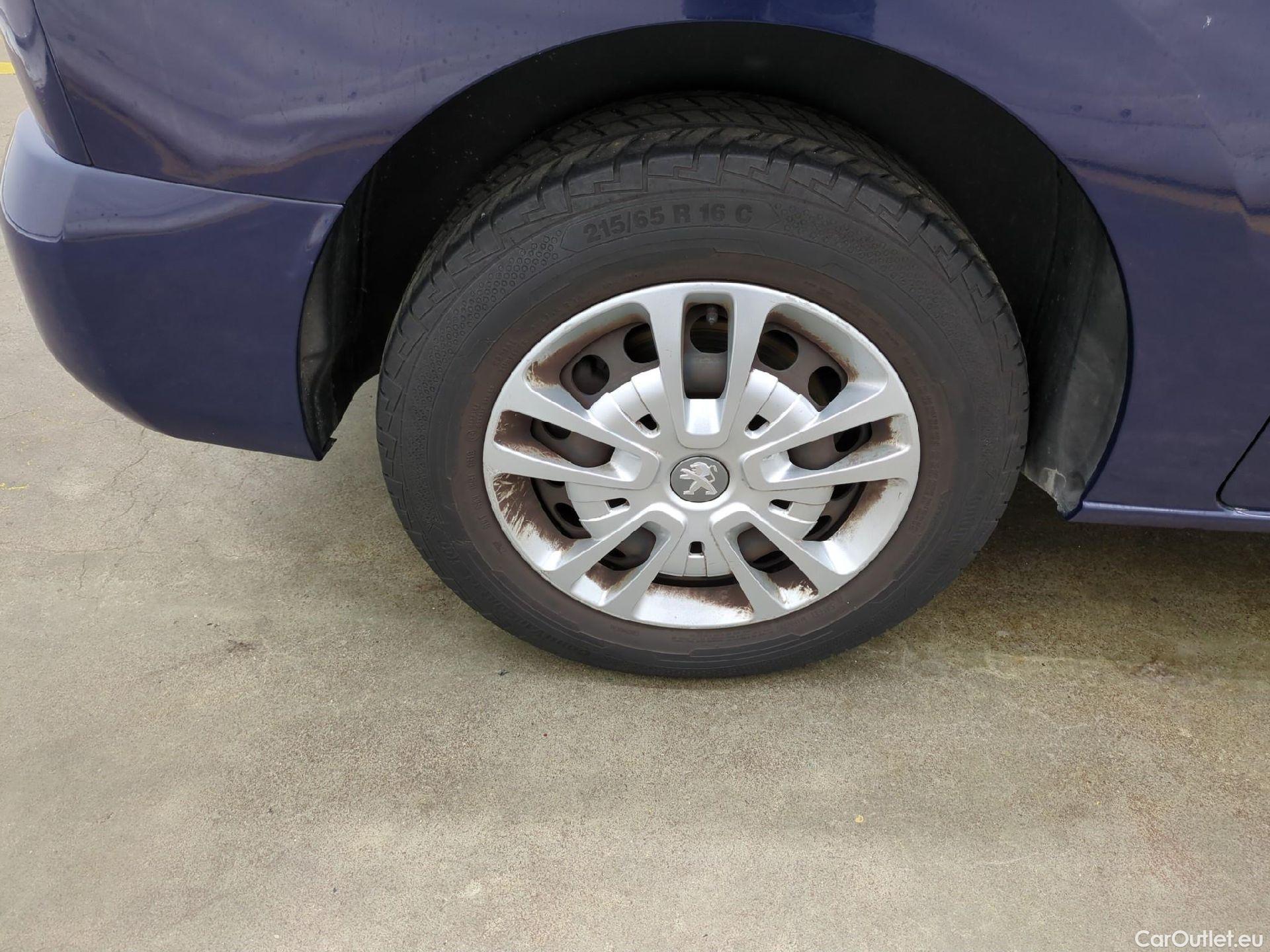  Peugeot  Expert Traveller Business L2 1.5 HDi 120CV BVM6 E6dT #17