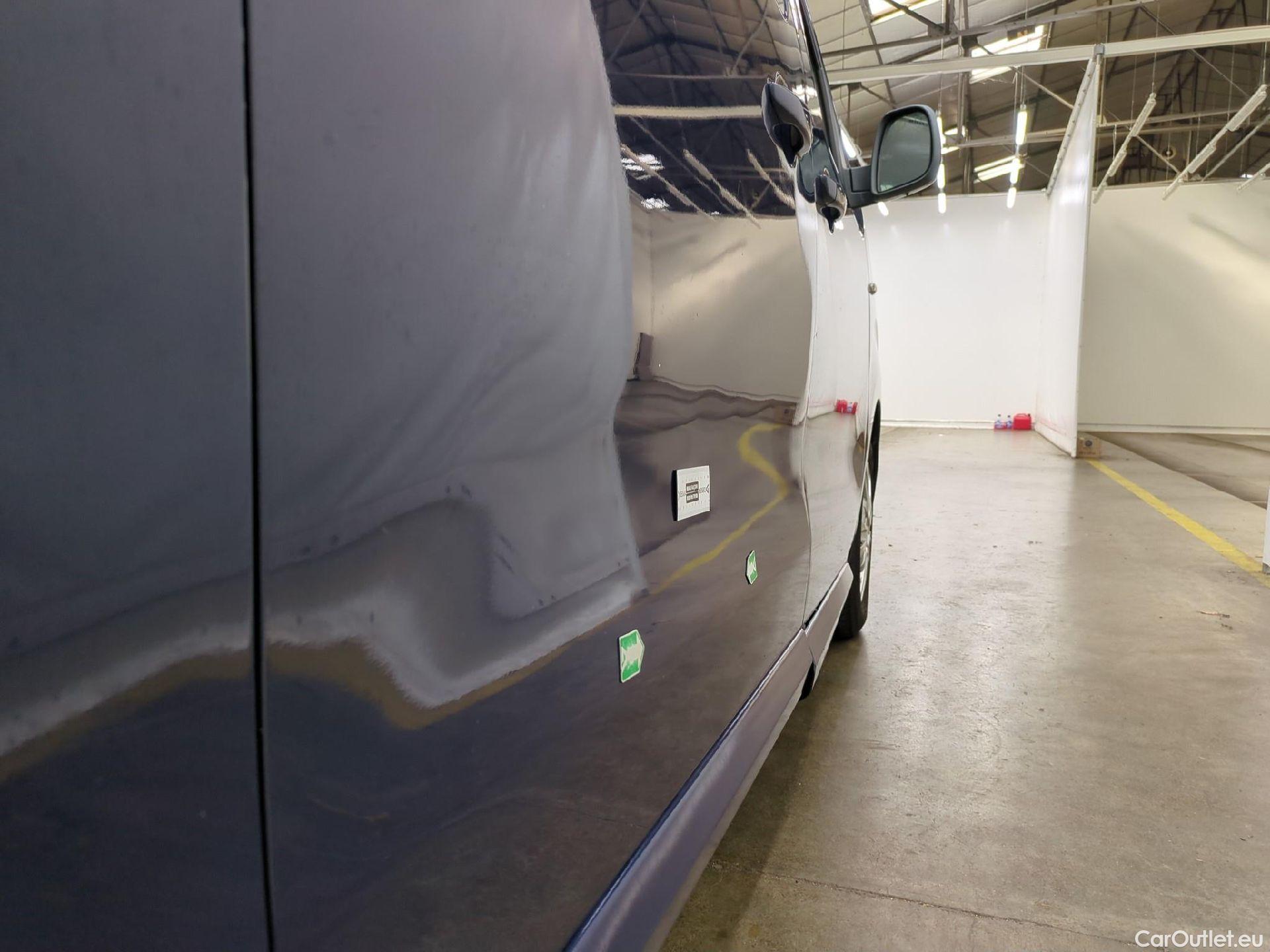  Peugeot  Expert Traveller Business L2 1.5 HDi 120CV BVM6 E6dT #75