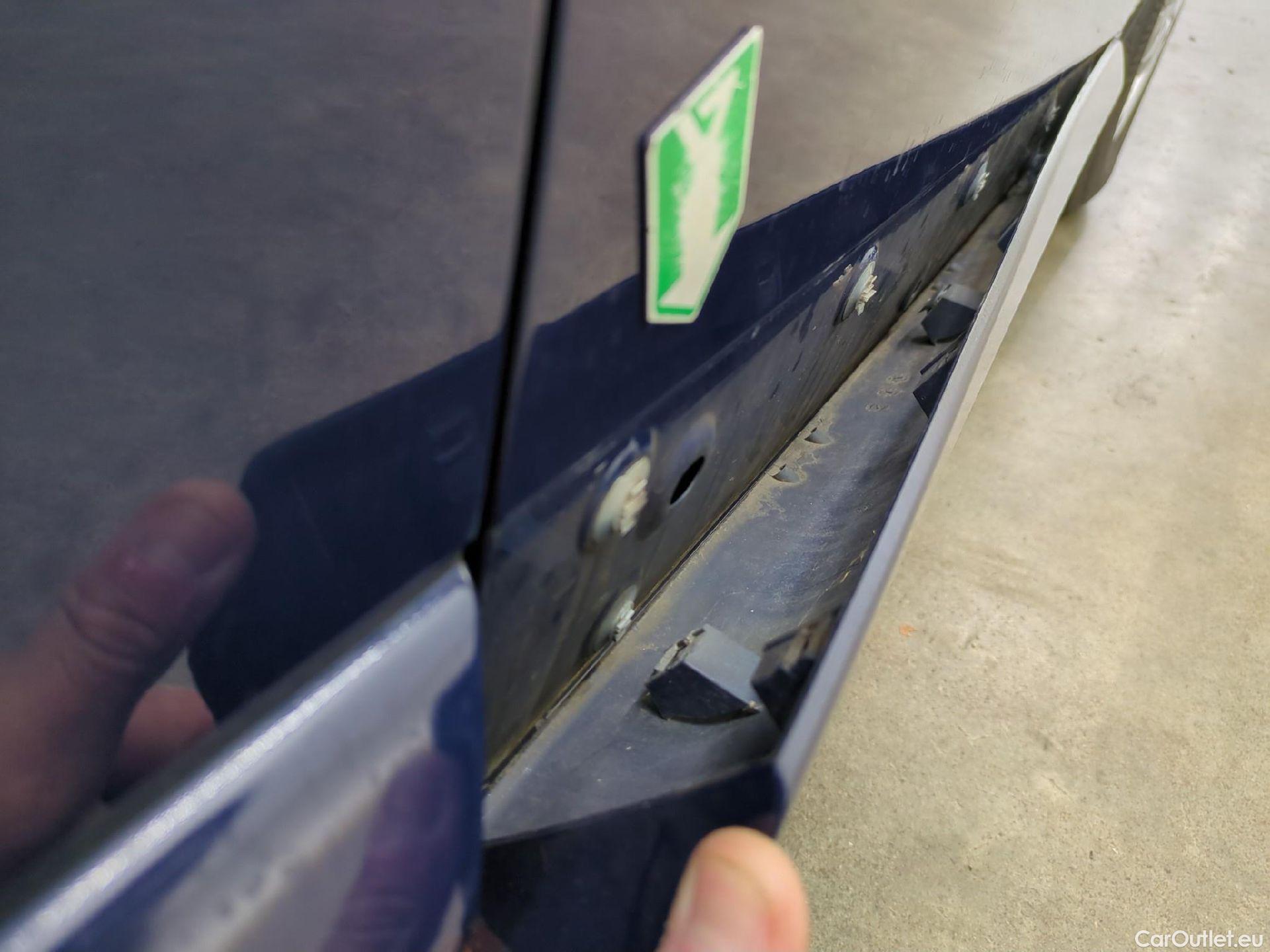  Peugeot  Expert Traveller Business L2 1.5 HDi 120CV BVM6 E6dT #84