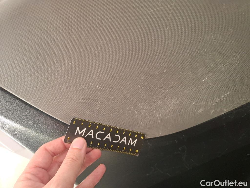  Renault  Trafic RENAULT  / 2014 / 4P / Combi Zen L1 Energy dCi 95 8 places #39