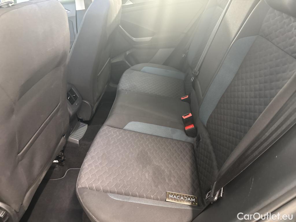  Volkswagen  T-ROC  IQ.DRIVE 1.0 TSI 115CV BVM6 E6dT #46