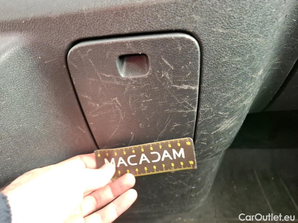  Renault  Trafic RENAULT  / 2014 / 4P / Combi Zen L1 Energy dCi 95 8 places #15