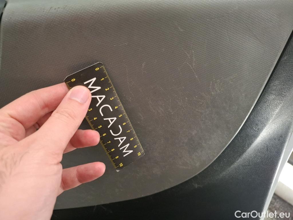  Renault  Trafic RENAULT  / 2014 / 4P / Combi Zen L1 Energy dCi 95 8 places #29