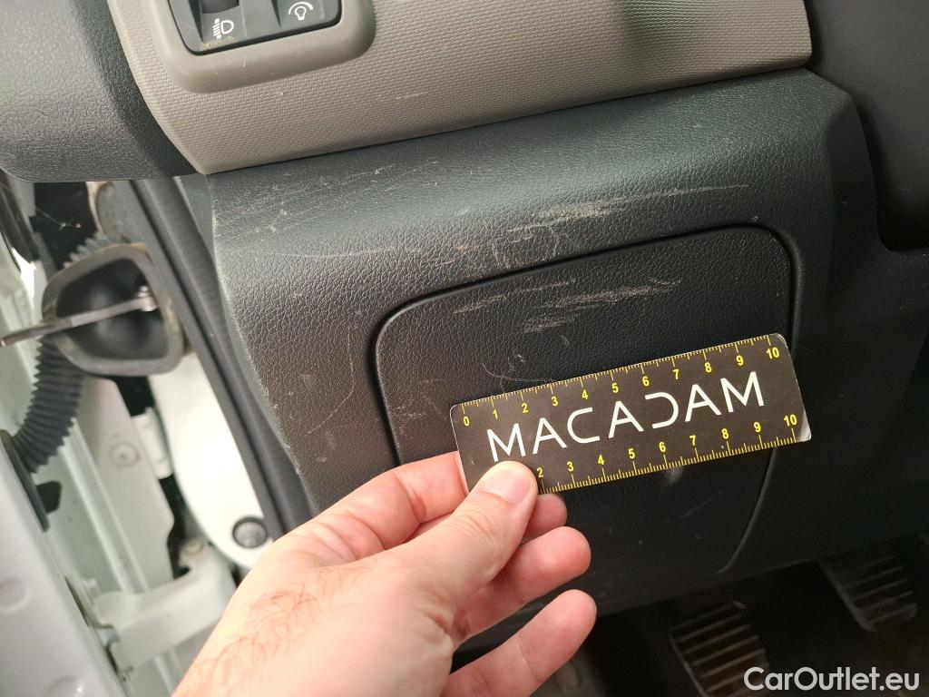  Renault  Trafic RENAULT  / 2014 / 4P / Combi Zen L1 Energy dCi 95 8 places #24