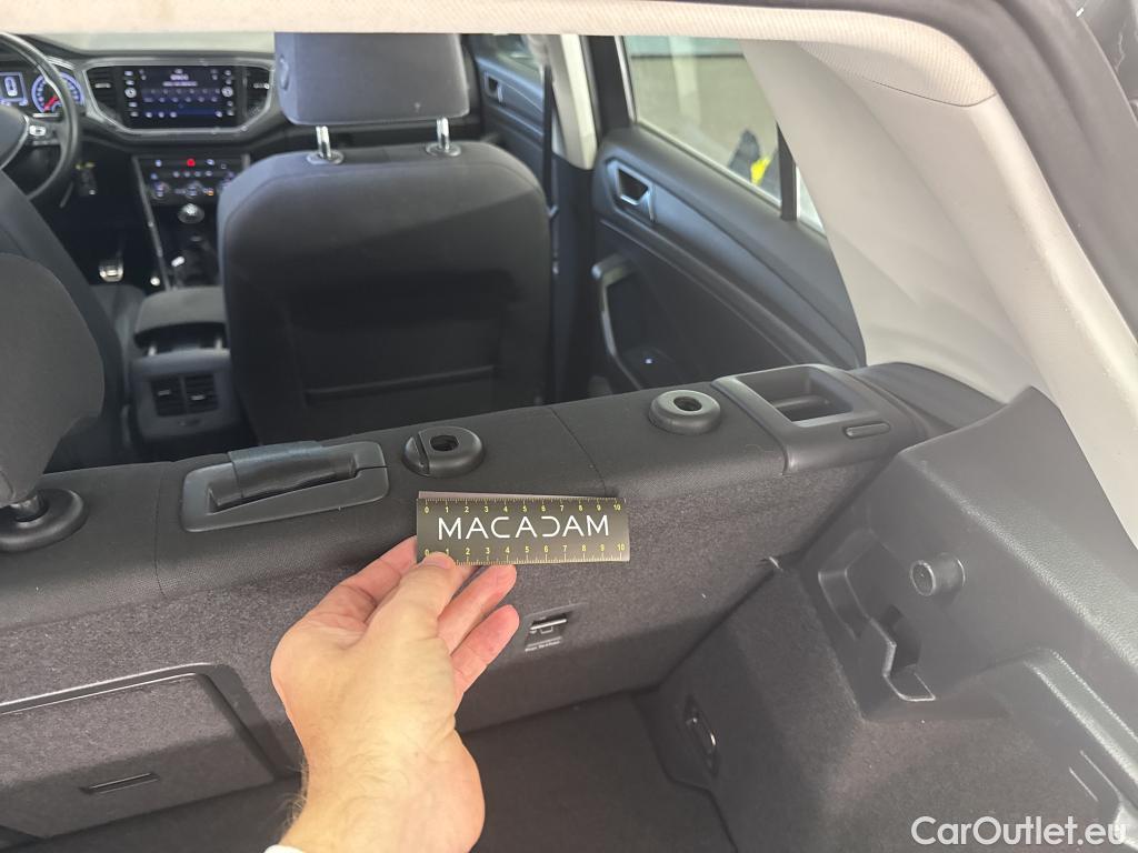  Volkswagen  T-ROC  IQ.DRIVE 1.0 TSI 115CV BVM6 E6dT #22