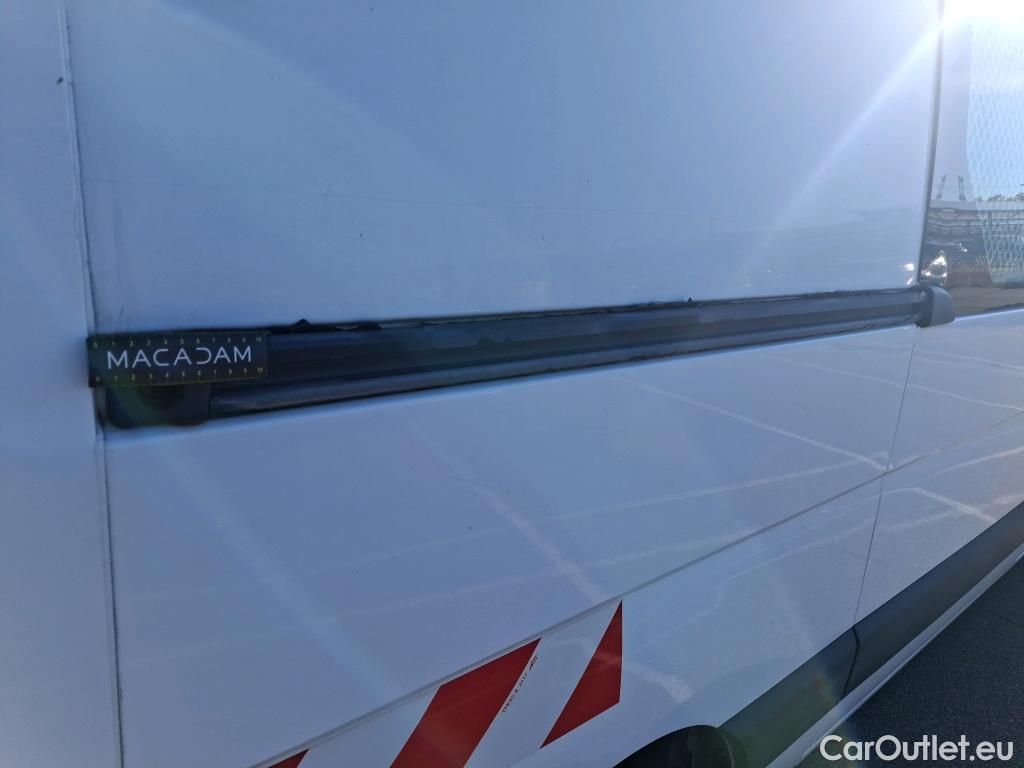  Renault  Master RENAULT  VU 4p Fourgon FG GCf Trac F3500 L2H2 Energy dCi 145 E6 #18