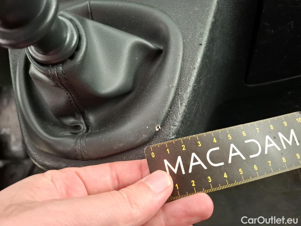  Renault  Trafic RENAULT  / 2014 / 4P / Combi Zen L1 Energy dCi 95 8 places #47