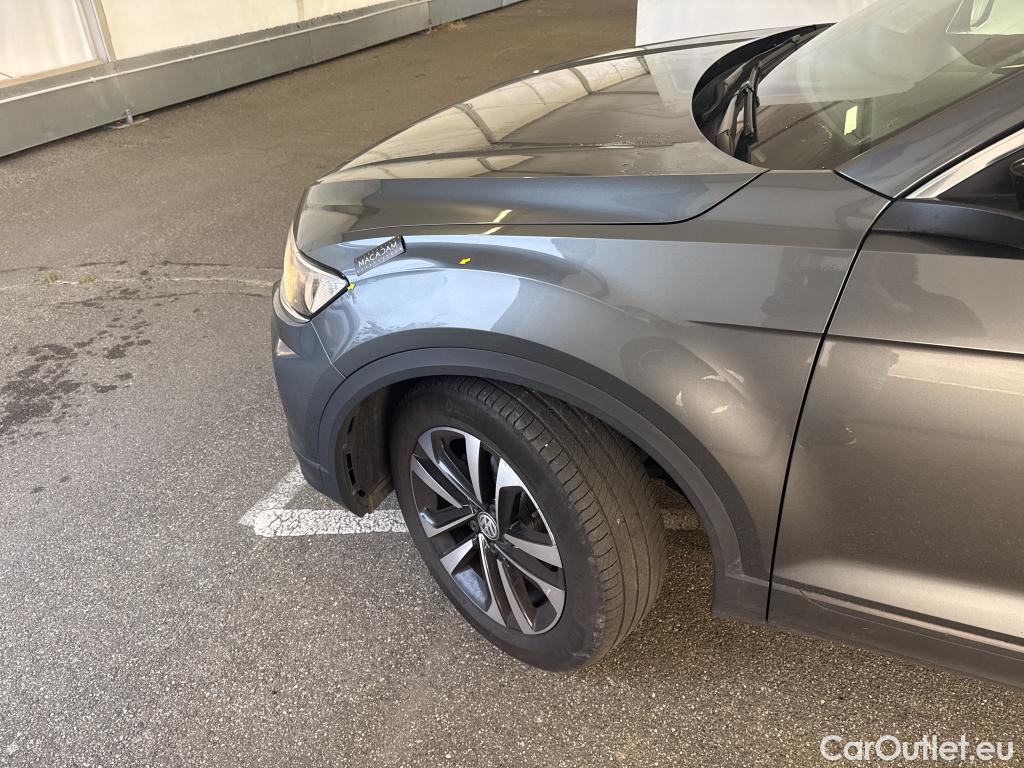  Volkswagen  T-ROC  IQ.DRIVE 1.0 TSI 115CV BVM6 E6dT #12