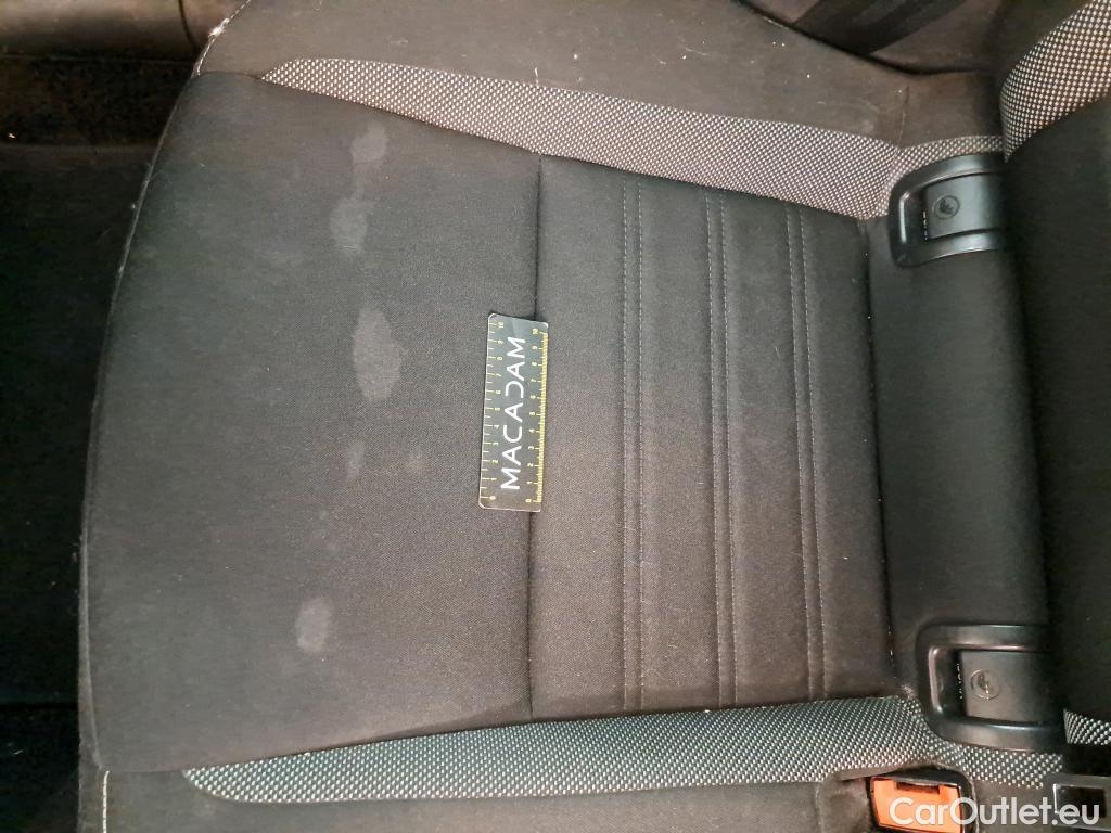  Skoda  Octavia  Combi Business 1.6 TDI 115CV BVA7 E6 #28