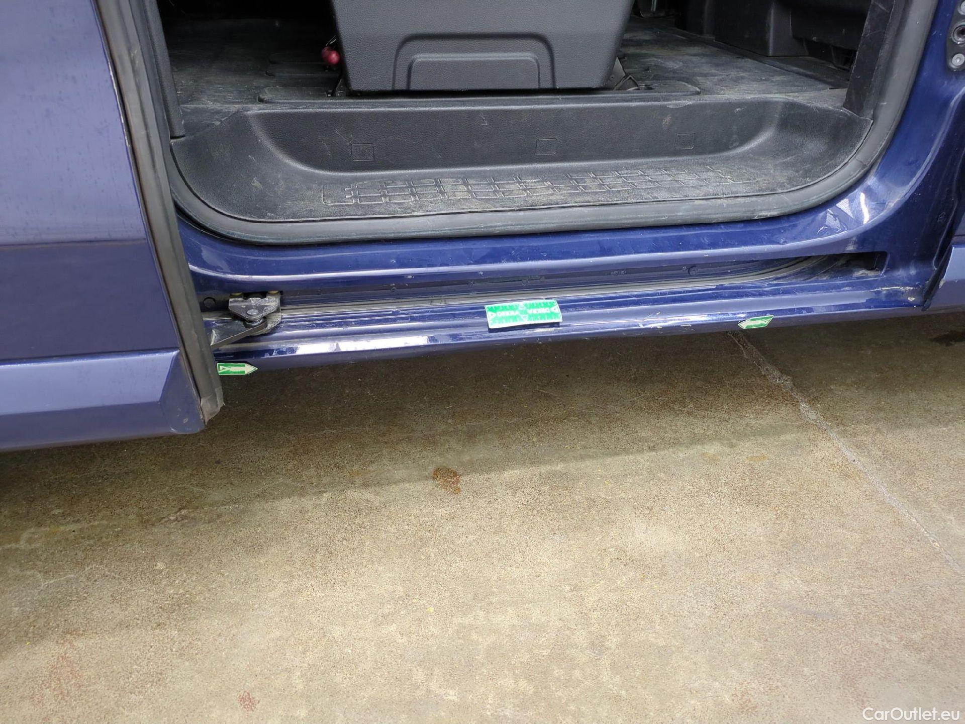  Peugeot  Expert Traveller Business L2 1.5 HDi 120CV BVM6 E6dT #79