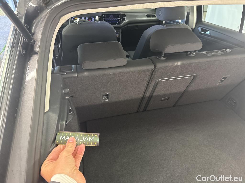  Volkswagen  T-ROC  IQ.DRIVE 1.0 TSI 115CV BVM6 E6dT #32