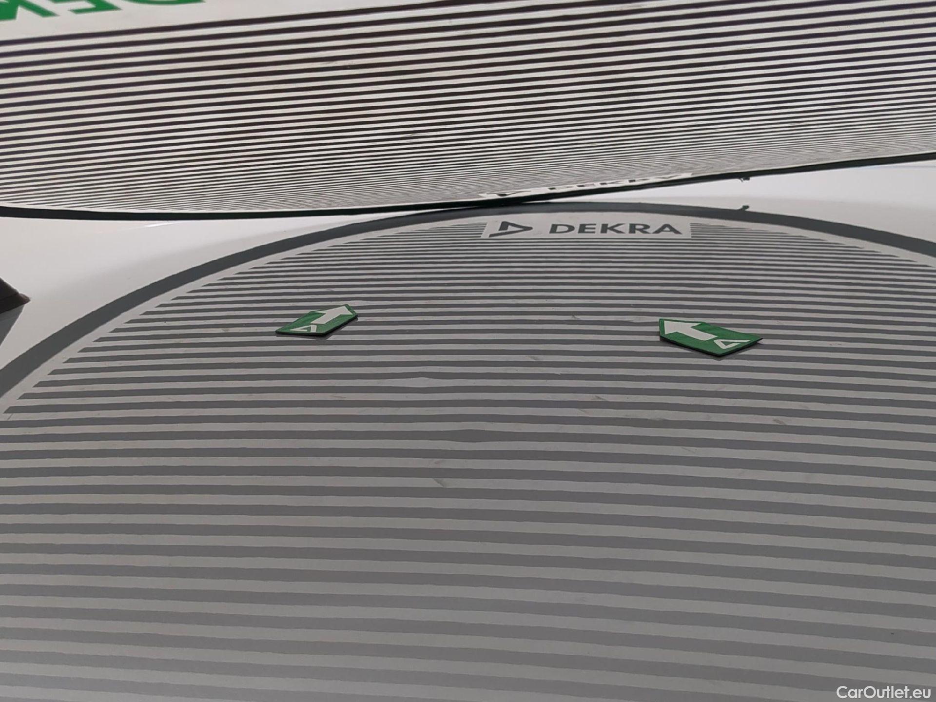  Renault  Megane  IV Berline 5 ptes. Business 1.5 dCi 115CV BVA7 E6d #14