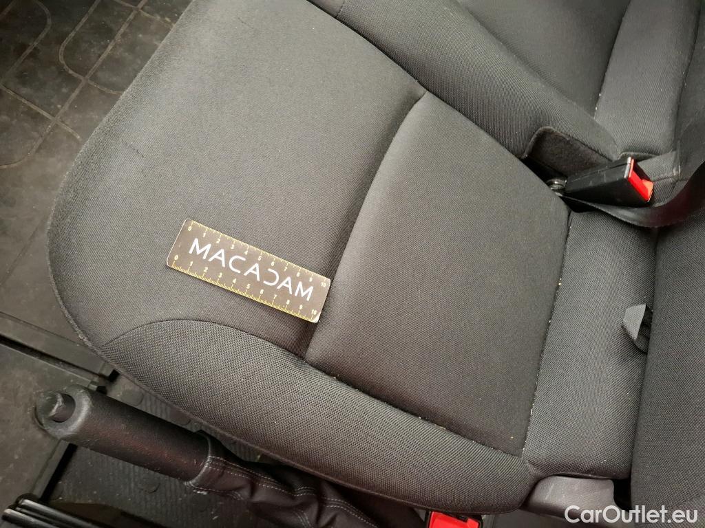  Renault  Trafic RENAULT  / 2014 / 4P / Combi Zen L1 Energy dCi 95 8 places #49