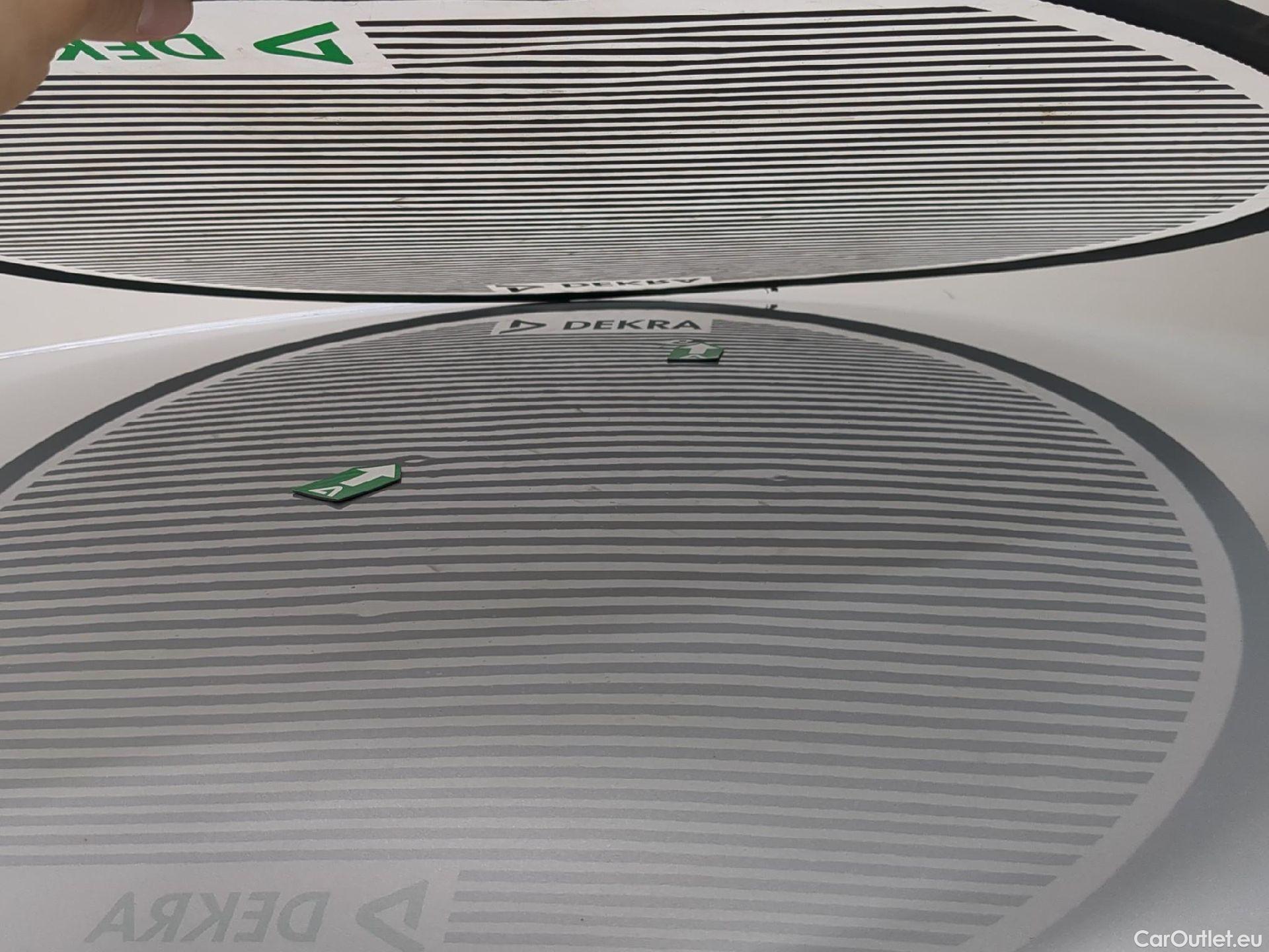  Renault  Megane  IV Berline 5 ptes. Business 1.5 dCi 115CV BVA7 E6d #8