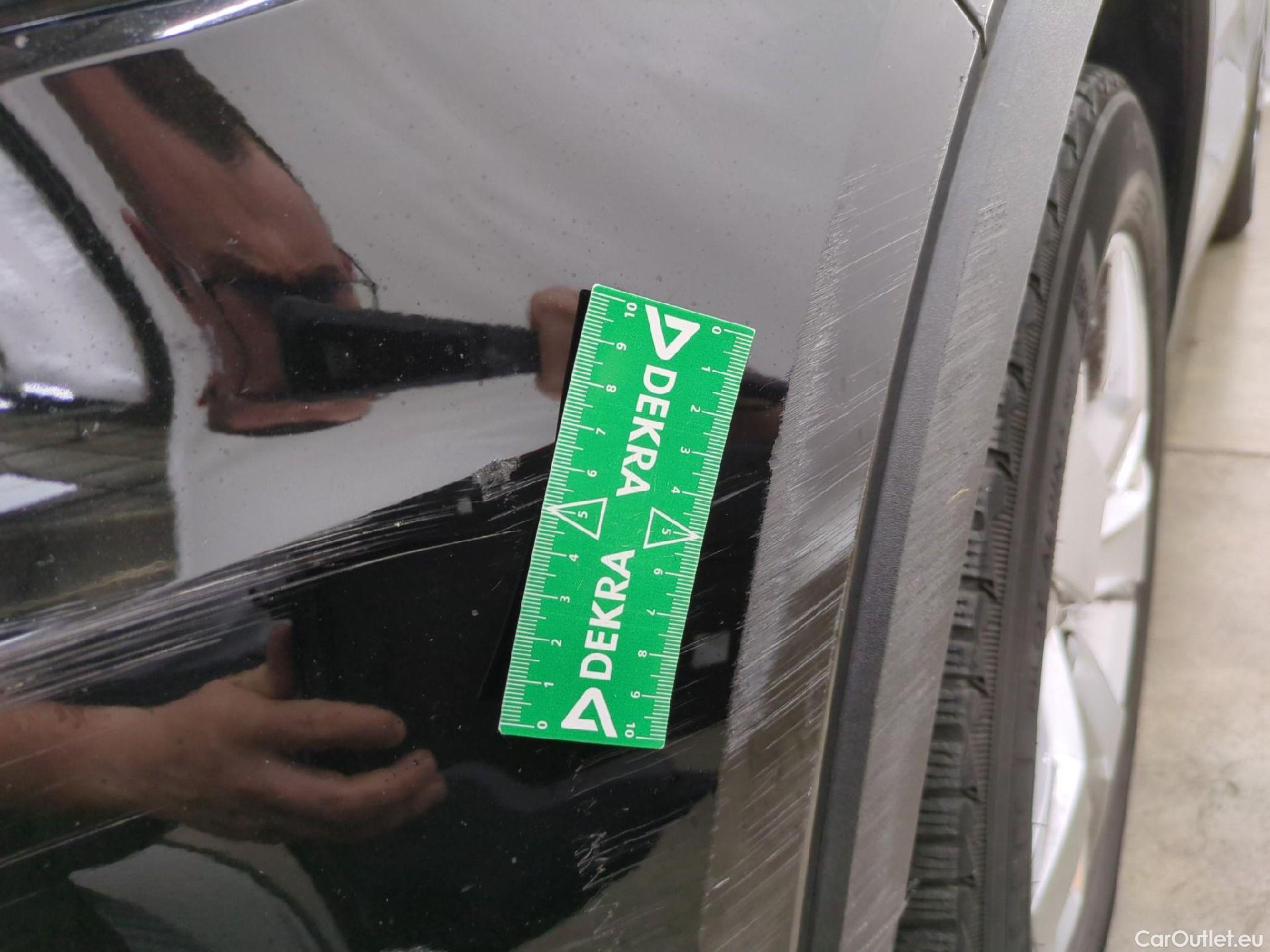  Volvo  XC 40 XC40 Momentum 2WD 1.5 130CV BVA8 E6d #55