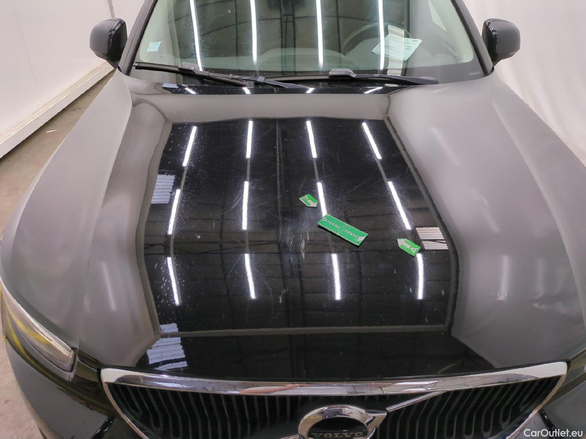  Volvo  XC 40 XC40 Momentum 2WD 1.5 130CV BVA8 E6d #67