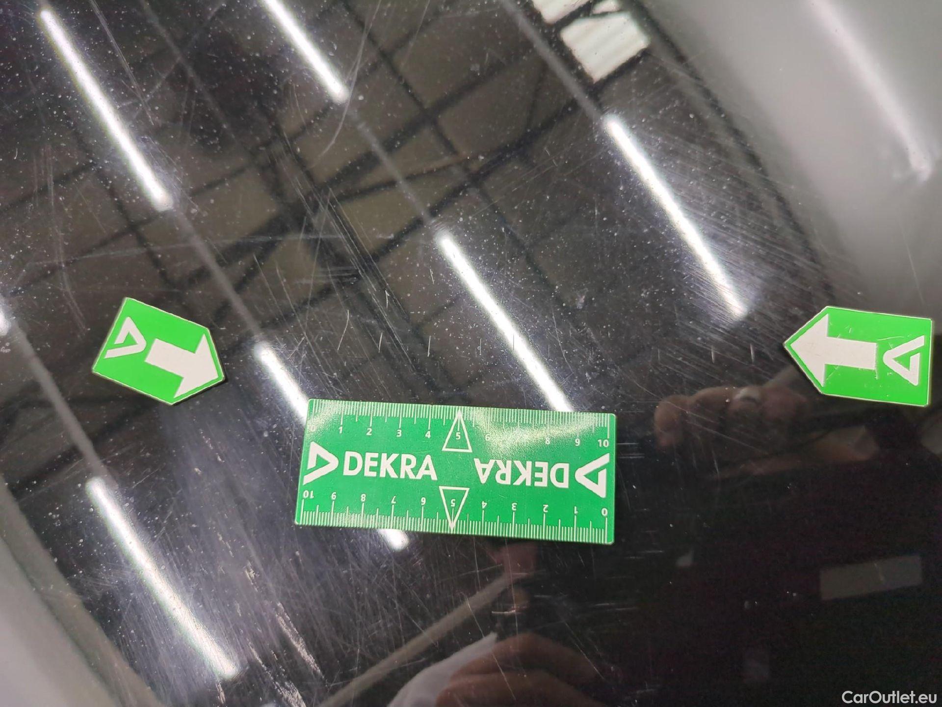  Volvo  XC 40 XC40 Momentum 2WD 1.5 130CV BVA8 E6d #65