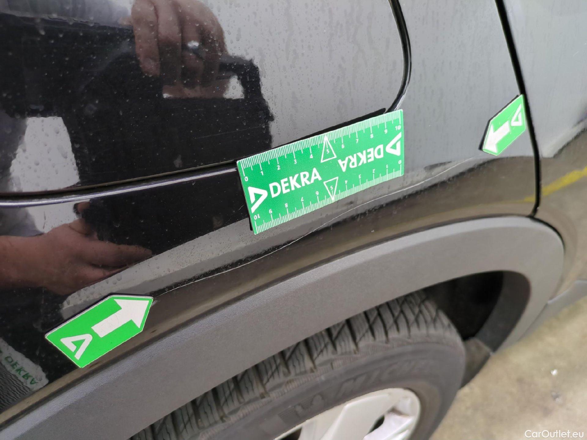  Volvo  XC 40 XC40 Momentum 2WD 1.5 130CV BVA8 E6d #35