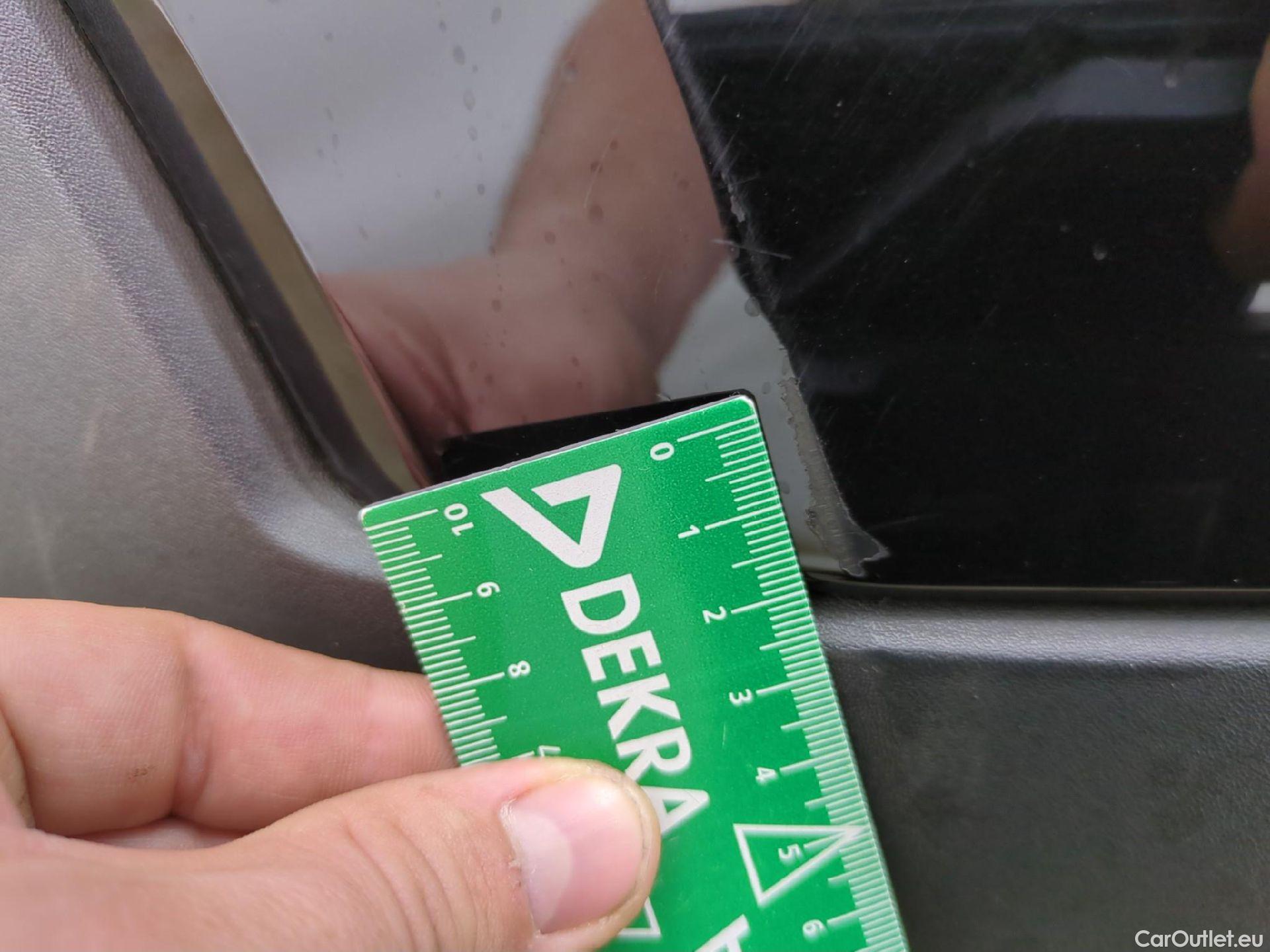  Volvo  XC 40 XC40 Momentum 2WD 1.5 130CV BVA8 E6d #75