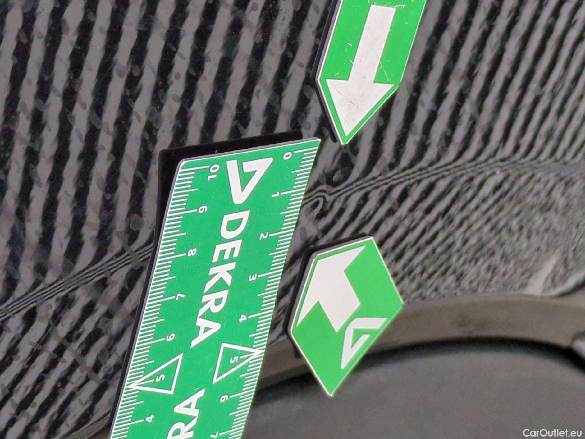  Volvo  XC 40 XC40 Momentum 2WD 1.5 130CV BVA8 E6d #39