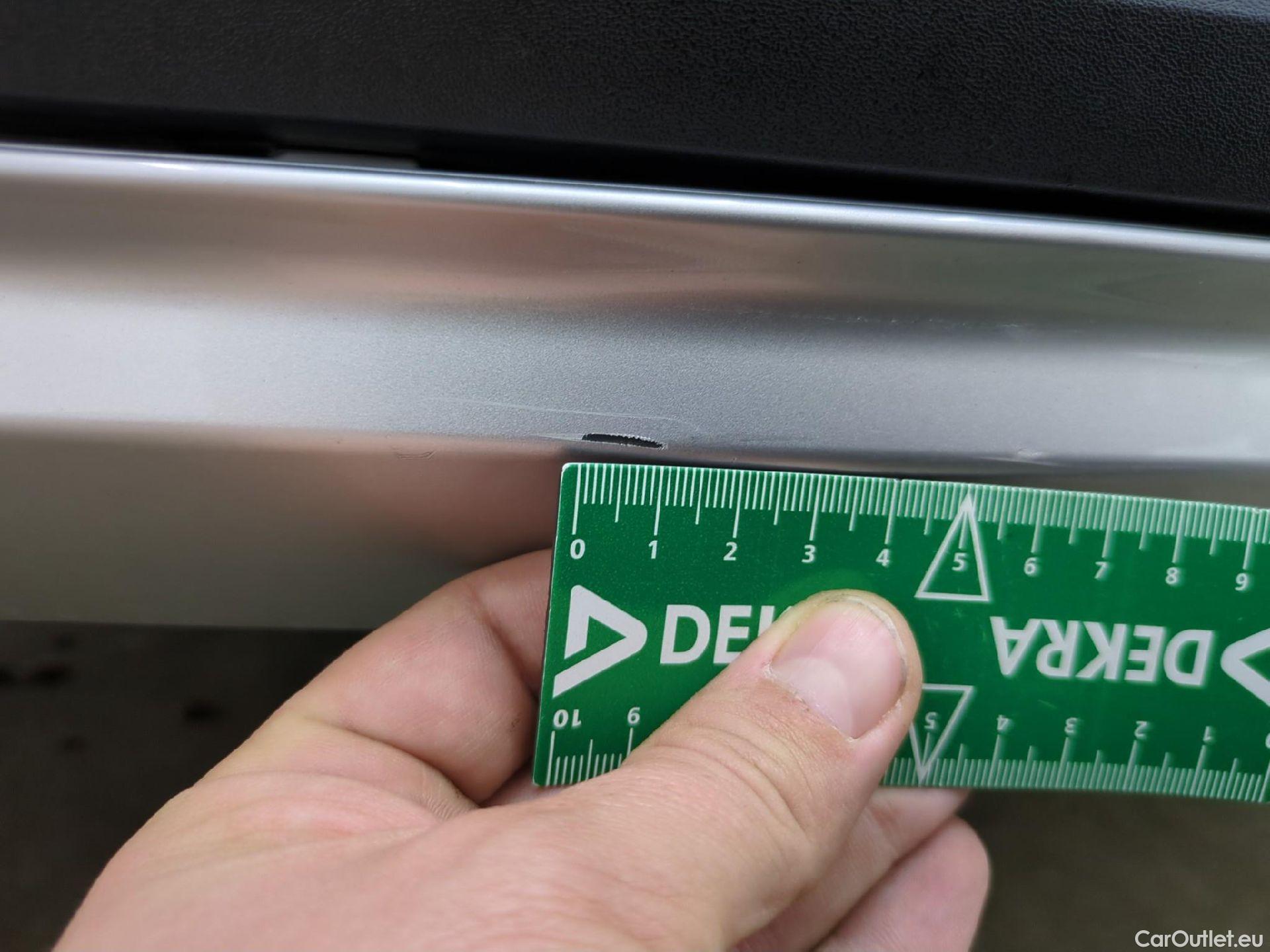  Volvo  XC 40 XC40 Momentum 2WD 1.5 130CV BVA8 E6d #81