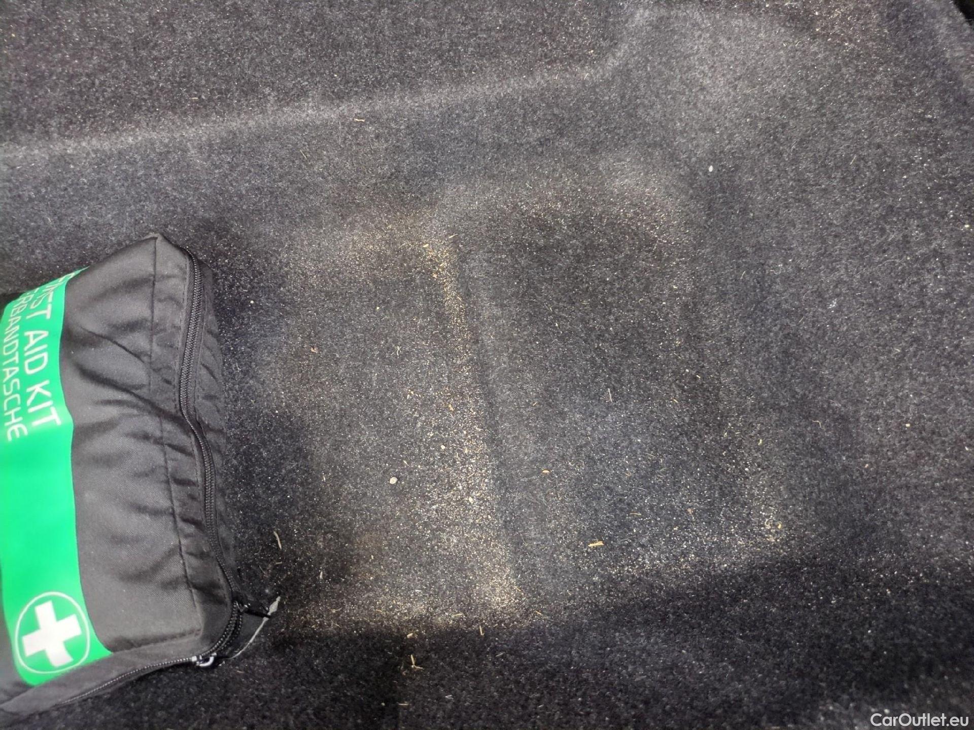  Volvo  XC 40 XC40 Momentum 2WD 1.5 130CV BVA8 E6d #21