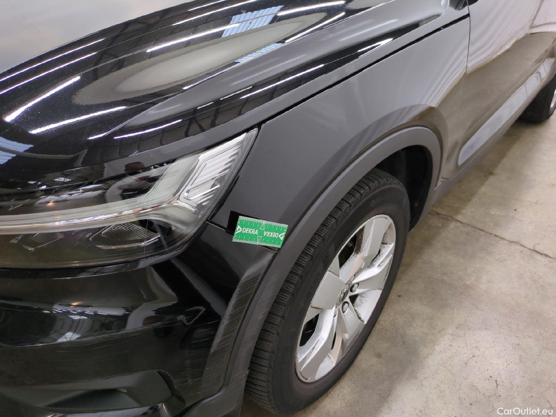  Volvo  XC 40 XC40 Momentum 2WD 1.5 130CV BVA8 E6d #68