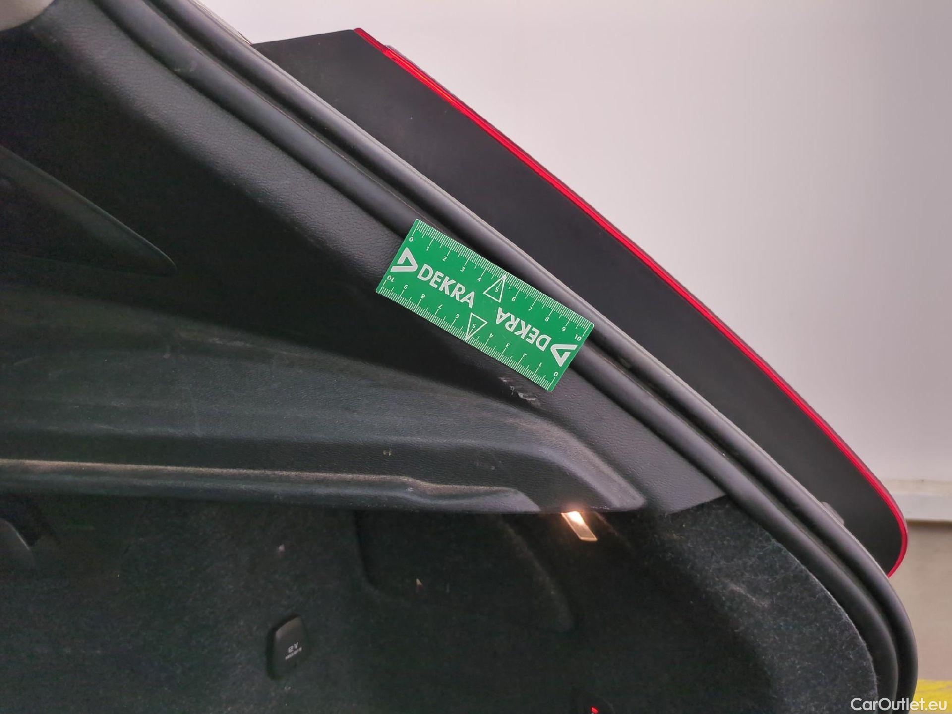  Volvo  XC 40 XC40 Momentum 2WD 1.5 130CV BVA8 E6d #15